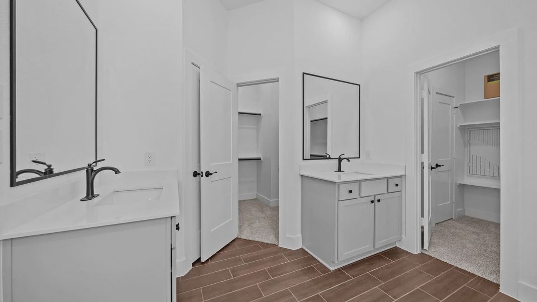Furnished interior view inside a new home in Attwater 55s, Waller (Image 12).