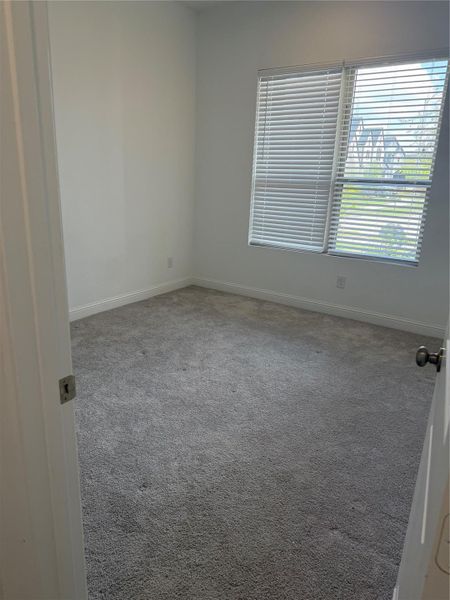 Spacious, unfurnished interior of a new home in Cross Creek West, Fulshear (Image 29).