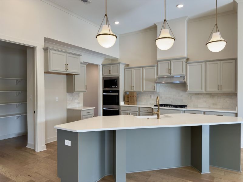 Furnished interior view inside a new home in White Oak, Arlington (Image 4).