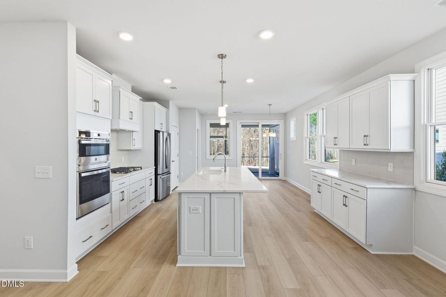 6-web-or-mls-DX3A0901