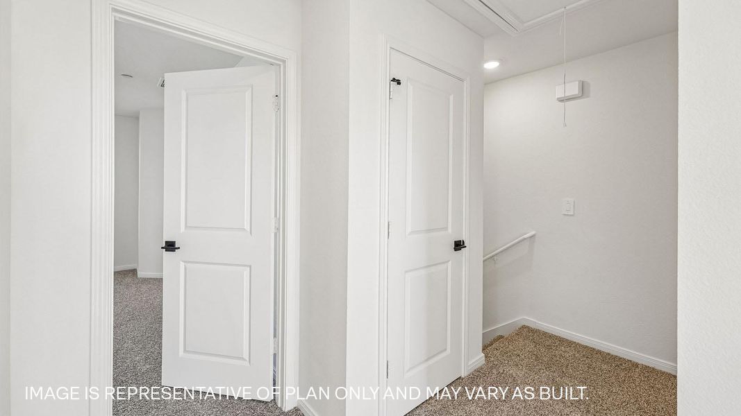 Spacious, unfurnished interior of a new home in Avery Centre, Round Rock (Image 19). Spacious, unfurnished interior of a new home in Avery Centre, Round Rock (Image 19).