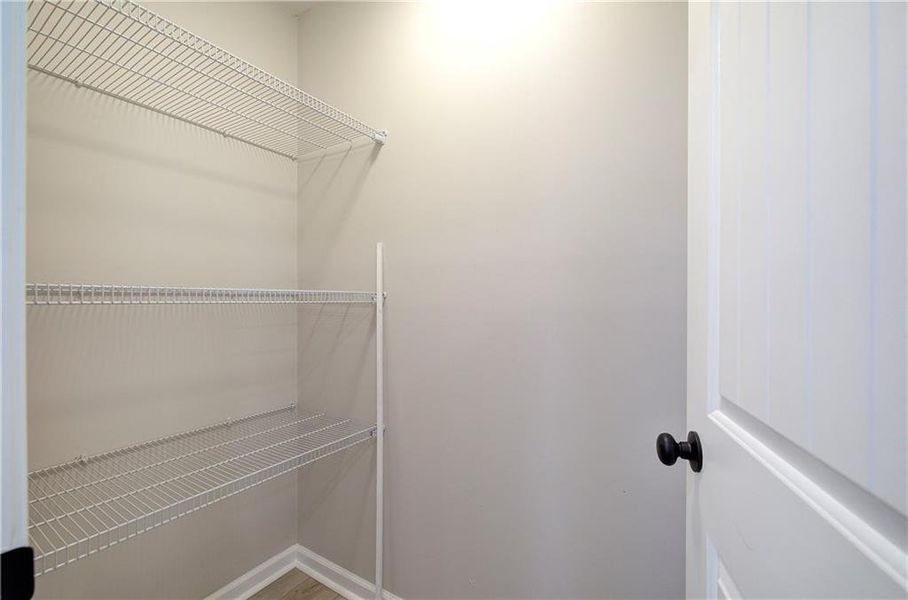 Spacious, unfurnished interior of a new home in , Cartersville (Image 18).