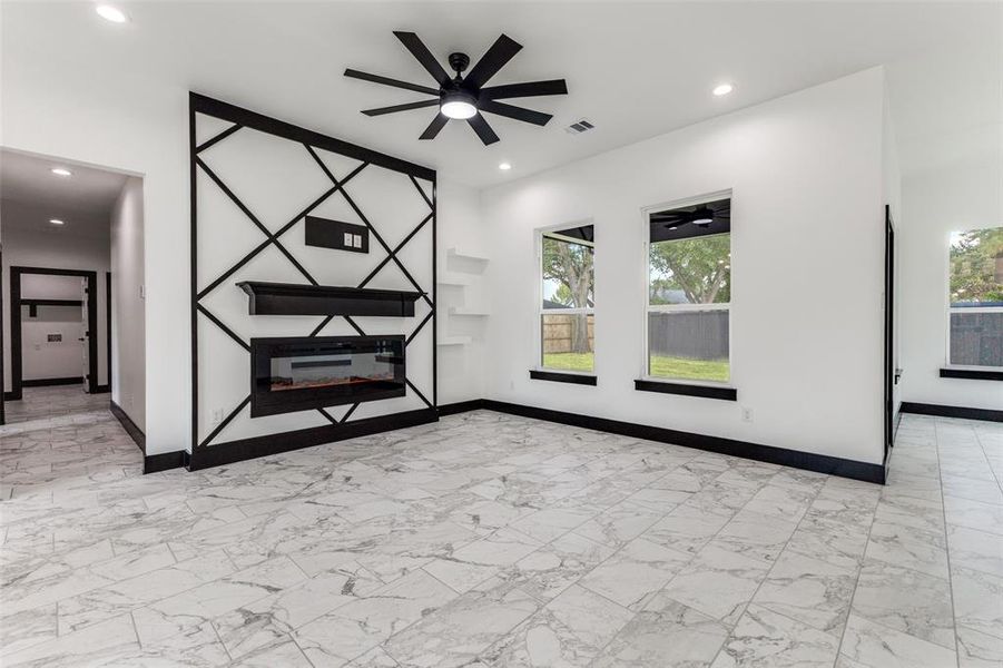 Spacious, unfurnished interior of a new home in , Kemp (Image 21).