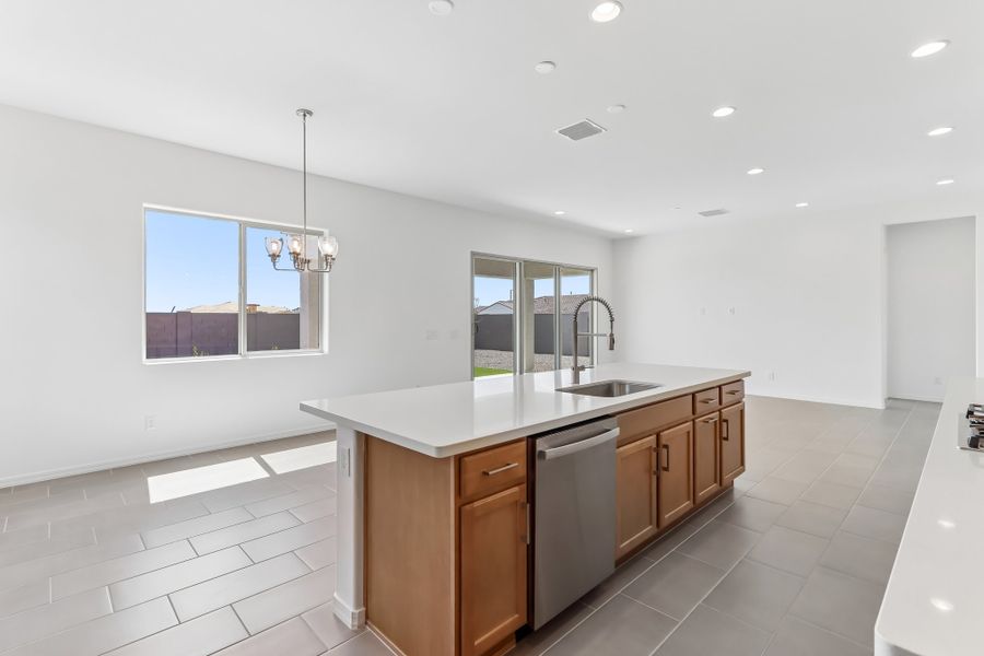 Furnished interior view inside a new home in Estrella, Goodyear (Image 10).
