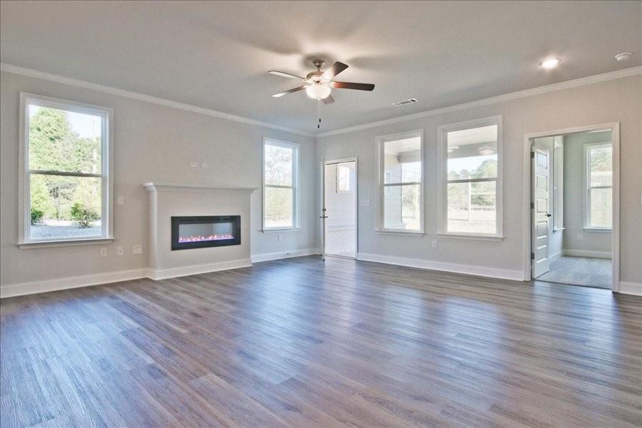 Spacious, unfurnished interior of a new home in Cooper's Walk, Loganville (Image 18). Spacious, unfurnished interior of a new home in Cooper's Walk, Loganville (Image 18).