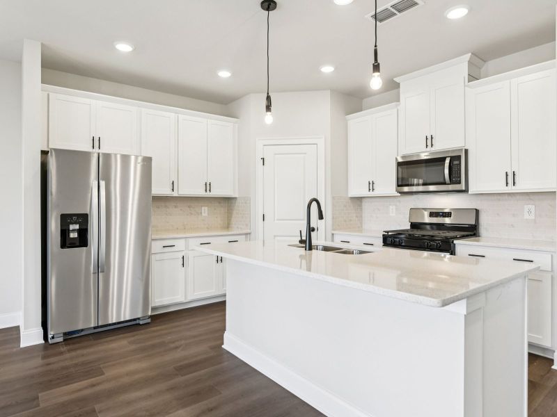 The Chatham floorplan with the Balanced White interior package.