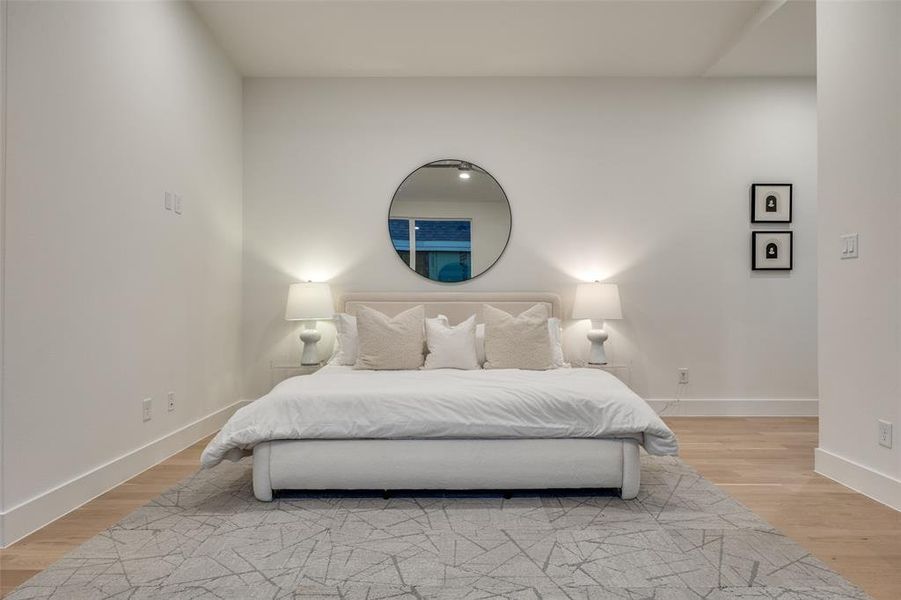 Furnished interior view inside a new home in , Dallas (Image 4). Furnished interior view inside a new home in , Dallas (Image 4).