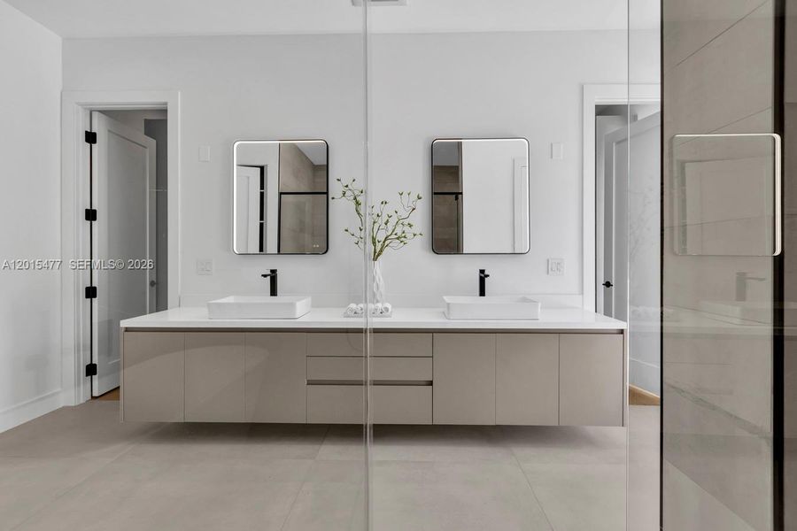 Furnished interior view inside a new home in , Coral Gables (Image 12).