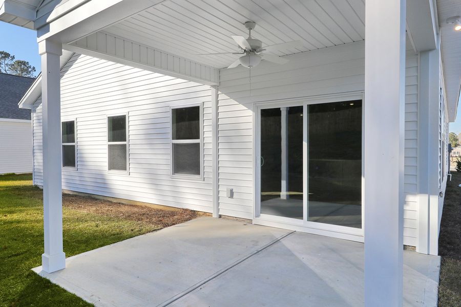 Exterior details and patio area of a home in Jordan Grove, Conway (Image 2).