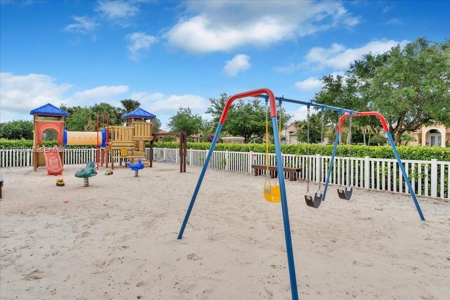 Community amenities in , Vero Beach (Image 23).