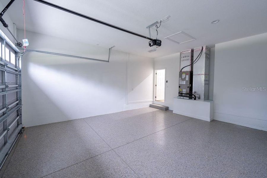 Spacious, unfurnished interior of a new home in , Dunnellon (Image 42). Spacious, unfurnished interior of a new home in , Dunnellon (Image 42).