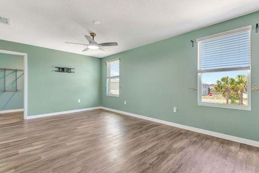 Spacious, unfurnished interior of a new home in Evergreen, Bradenton (Image 32). Spacious, unfurnished interior of a new home in Evergreen, Bradenton (Image 32).