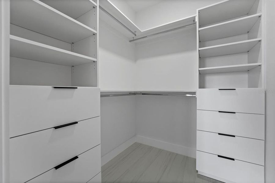 Furnished interior view inside a new home in On Villa Pass, Mascotte (Image 34). Furnished interior view inside a new home in On Villa Pass, Mascotte (Image 34).