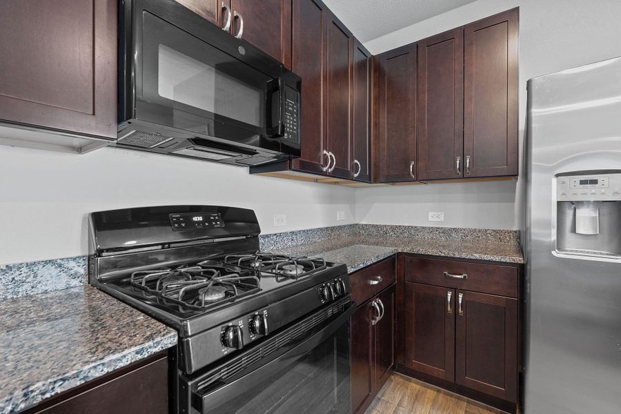 Furnished interior view inside a new home in Harvest Ridge, Elgin (Image 16).