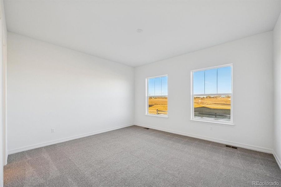 Spacious, unfurnished interior of a new home in Kitchel Lake, Timnath (Image 26).