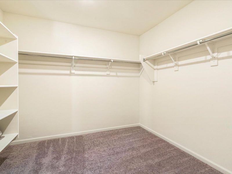 Welcome to the 2380 floorplan.