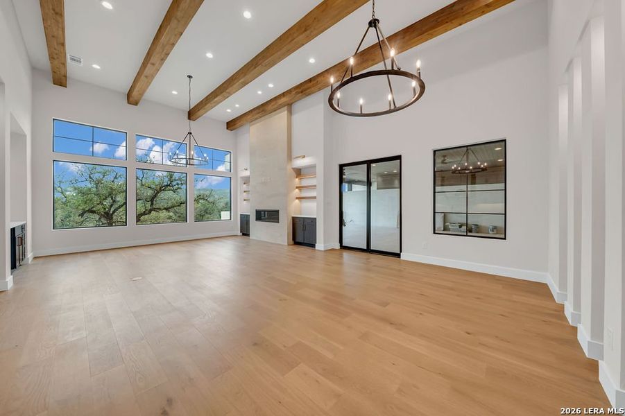 Spacious, unfurnished interior of a new home in , San Antonio (Image 41).