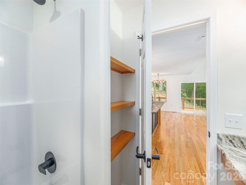 Image 38 of a home in .