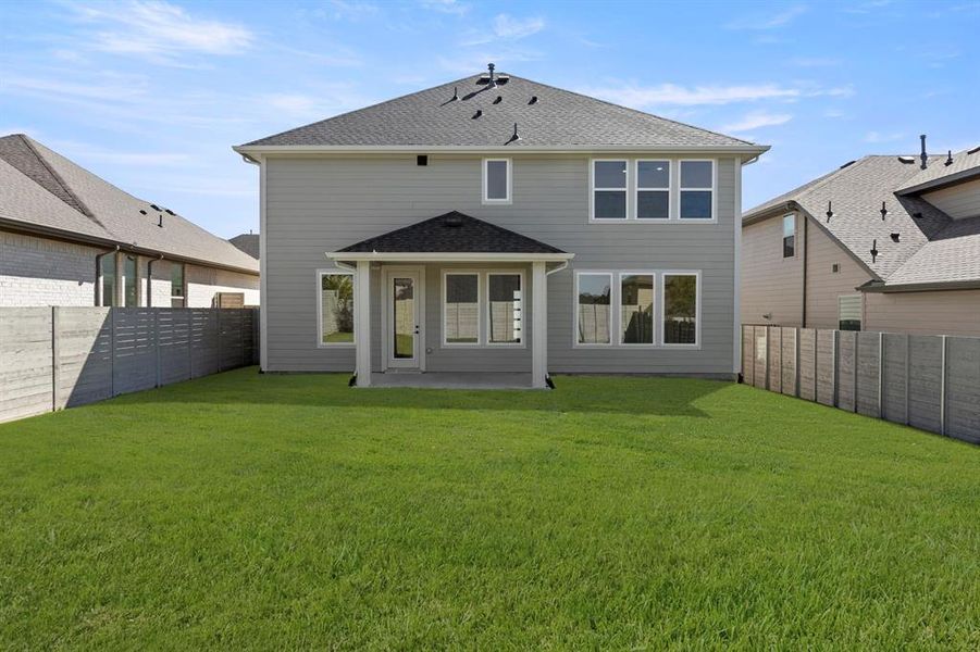 26. 4100 Explorer - Back