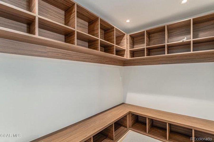 Image 25 of a home in . Image 25 of a home in .