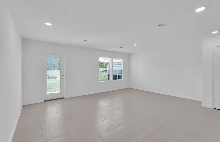 Spacious, unfurnished interior of a new home in Normandy Pines, Jacksonville (Image 17). Spacious, unfurnished interior of a new home in Normandy Pines, Jacksonville (Image 17).