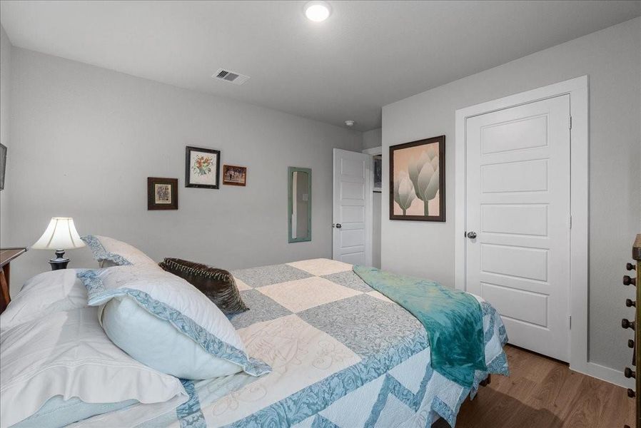 Furnished interior view inside a new home in Mustang Crossing, Alvin (Image 16).