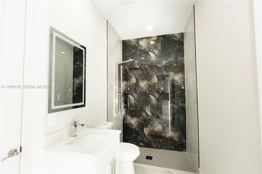 Furnished interior view inside a new home in , Lehigh Acres (Image 9).