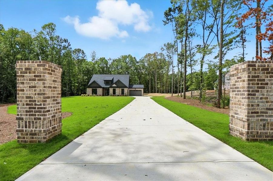 Image 52 of a home in .