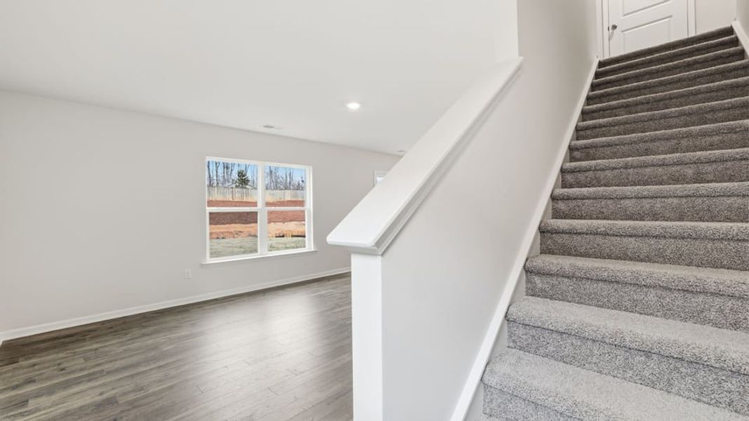 Spacious, unfurnished interior of a new home in Cedar Gap, Fountain Inn (Image 23).