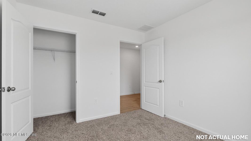 Spacious, unfurnished interior of a new home in Copes Landing, Jacksonville (Image 14).