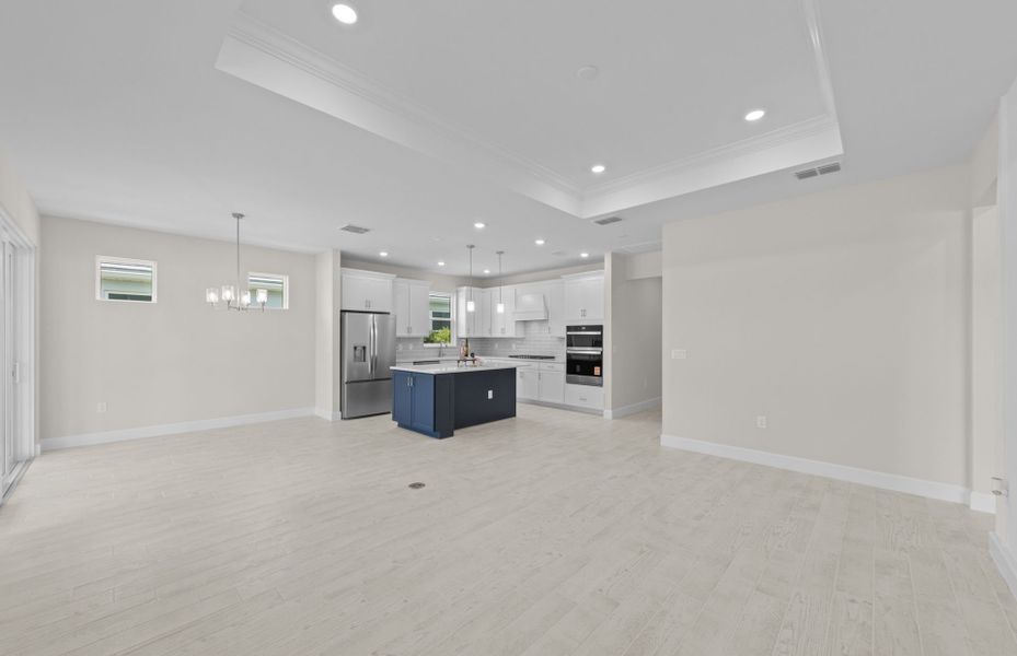 Spacious, unfurnished interior of a new home in Shores at Stillwater, Englewood (Image 27).