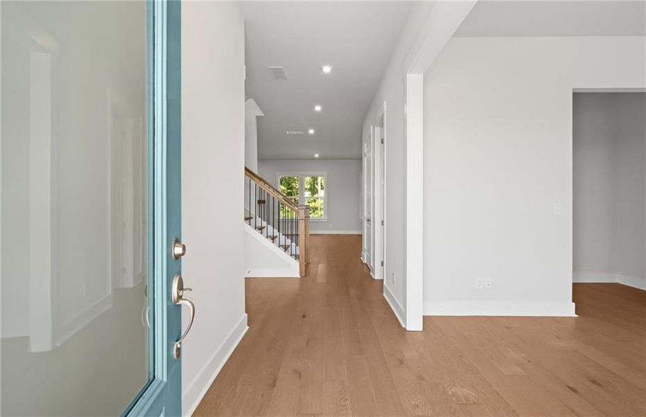 Spacious, unfurnished interior of a new home in Traditions of Braselton, Jefferson (Image 27).