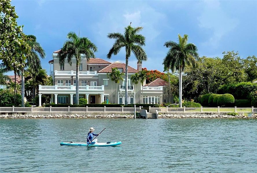 Image 43 of a home in Castille Urbana.