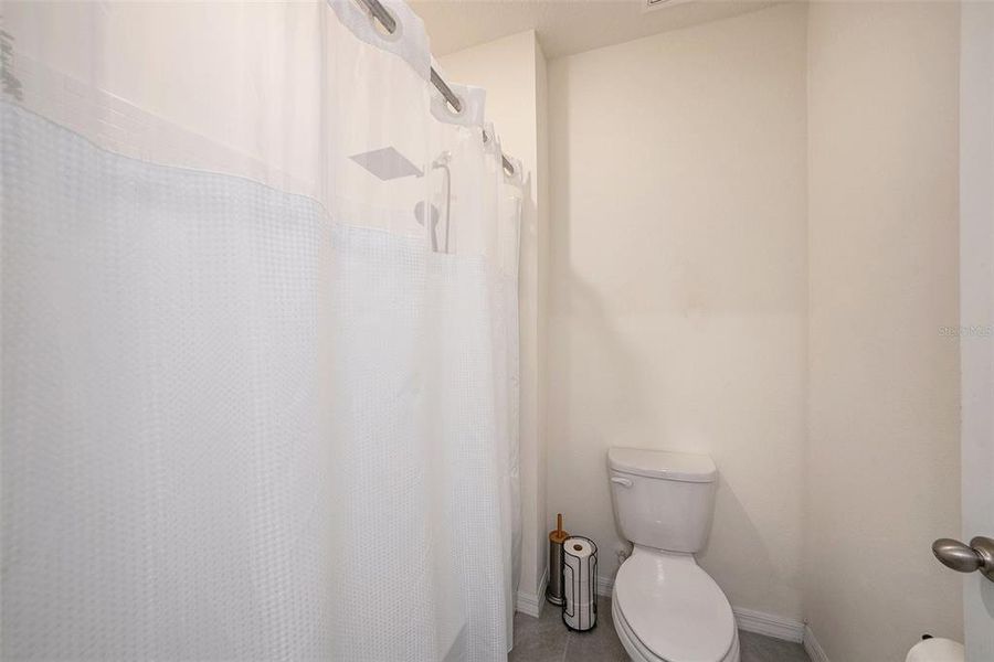 Furnished interior view inside a new home in , Wesley Chapel (Image 38).