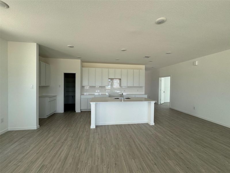 Pictures are representative of floor plan - not actual home Pictures are representative of floor plan - not actual home