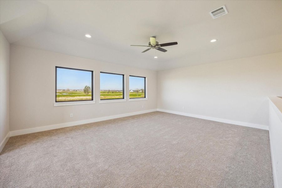 Spacious, unfurnished interior of a new home in Lakeview, Waller (Image 22). Spacious, unfurnished interior of a new home in Lakeview, Waller (Image 22).