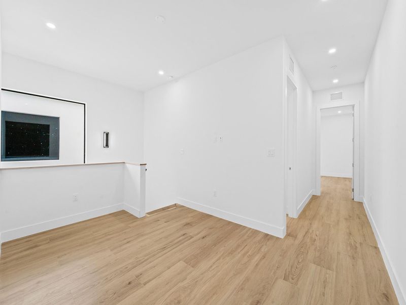 Image 48 of a home in . Image 48 of a home in .