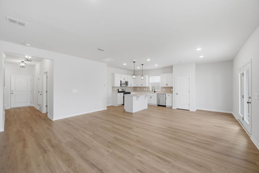 Spacious, unfurnished interior of a new home in Grand Arbor, Blythewood (Image 24). Spacious, unfurnished interior of a new home in Grand Arbor, Blythewood (Image 24).