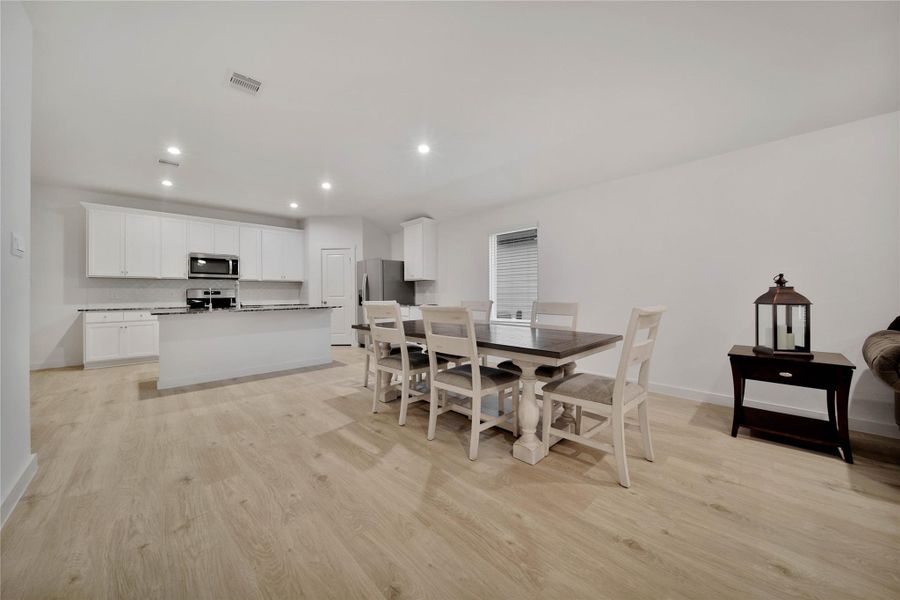 Furnished interior view inside a new home in Sorrento, Richmond (Image 15).