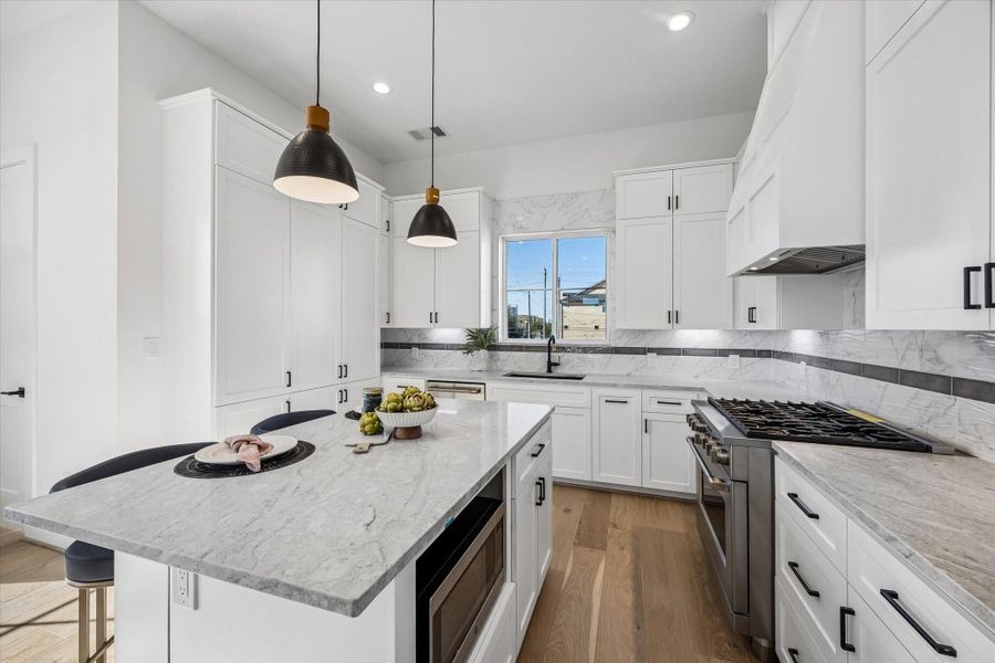 Furnished interior view inside a new home in , Houston (Image 22). Furnished interior view inside a new home in , Houston (Image 22).