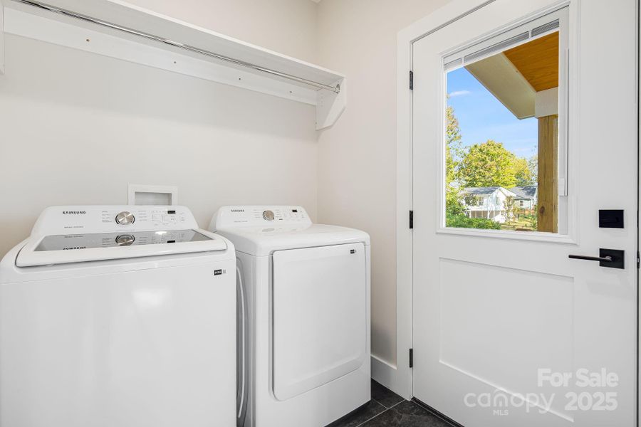Furnished interior view inside a new home in , Asheville (Image 7).