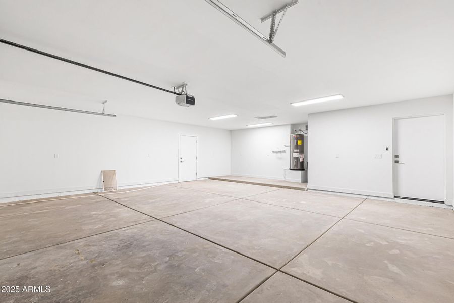 2 Car Garage 2 Car Garage