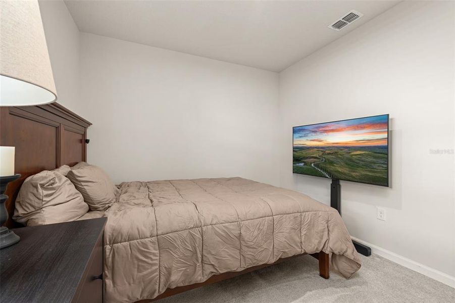Furnished interior view inside a new home in , Sumterville (Image 35).
