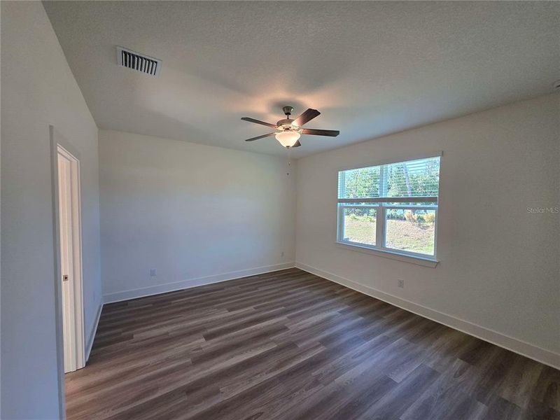 Spacious, unfurnished interior of a new home in Arbor Meadows, Spring Hill (Image 11). Spacious, unfurnished interior of a new home in Arbor Meadows, Spring Hill (Image 11).