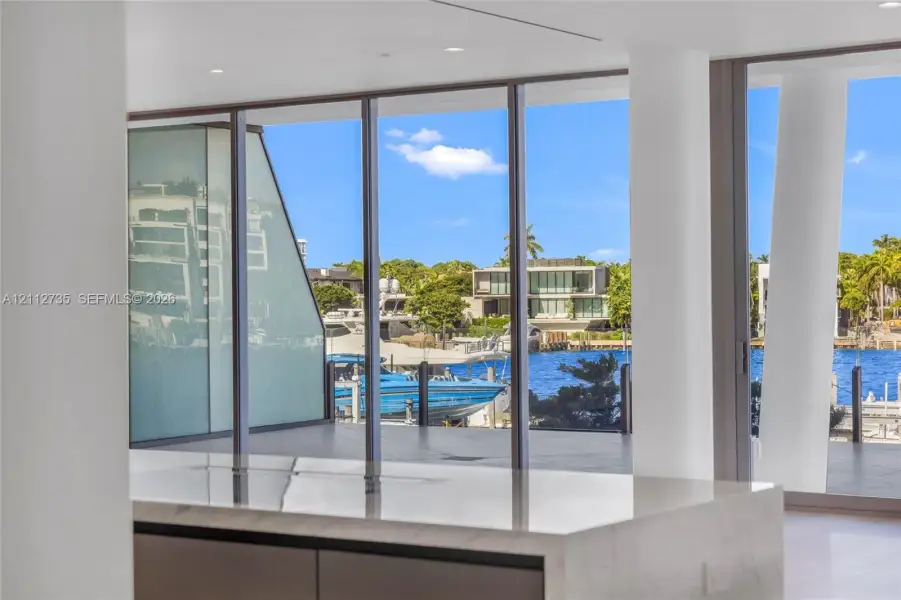 Image 91 of a home in .