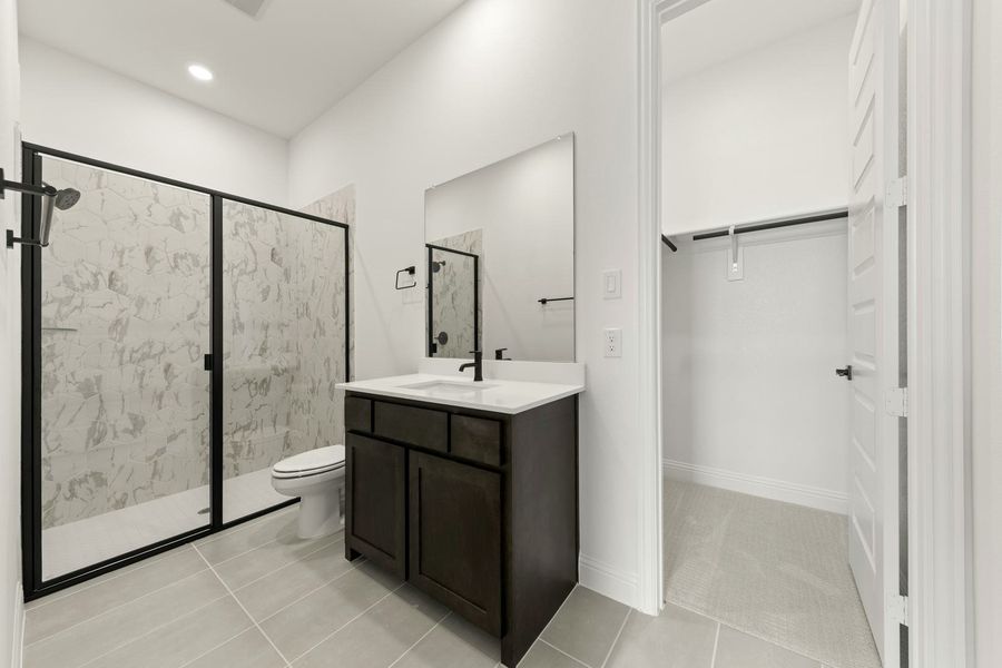Furnished interior view inside a new home in Heritage, McLendon-Chisholm (Image 10). Furnished interior view inside a new home in Heritage, McLendon-Chisholm (Image 10).