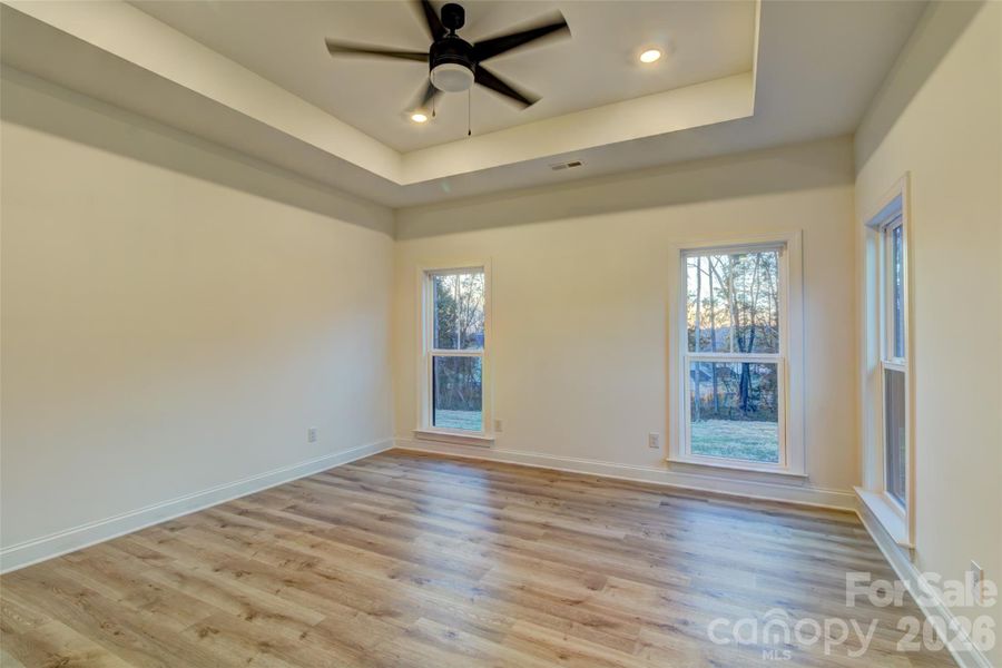 Spacious, unfurnished interior of a new home in , Cherryville (Image 25).