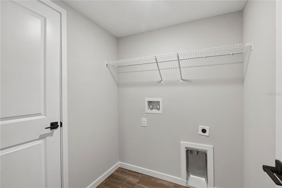 Spacious, unfurnished interior of a new home in Sabana Reserve, Ocala (Image 14).