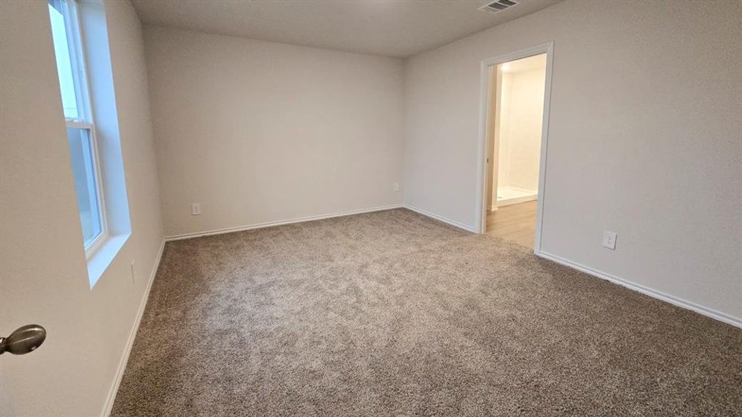 Spacious, unfurnished interior of a new home in Leonard Crossing, Leonard (Image 18). Spacious, unfurnished interior of a new home in Leonard Crossing, Leonard (Image 18).