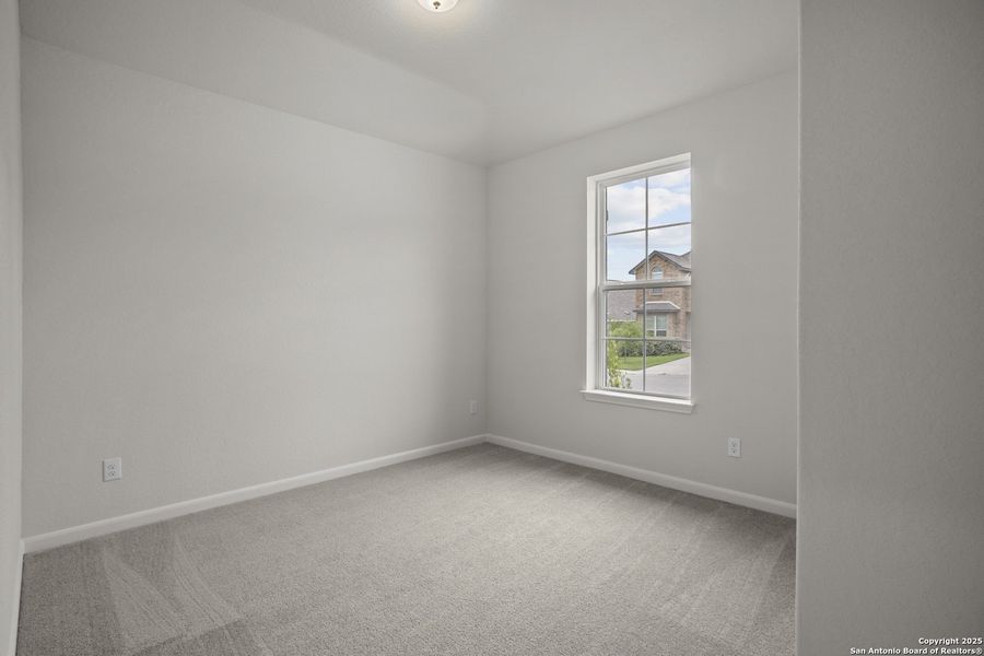 Spacious, unfurnished interior of a new home in Comanche Ridge, San Antonio (Image 14). Spacious, unfurnished interior of a new home in Comanche Ridge, San Antonio (Image 14).